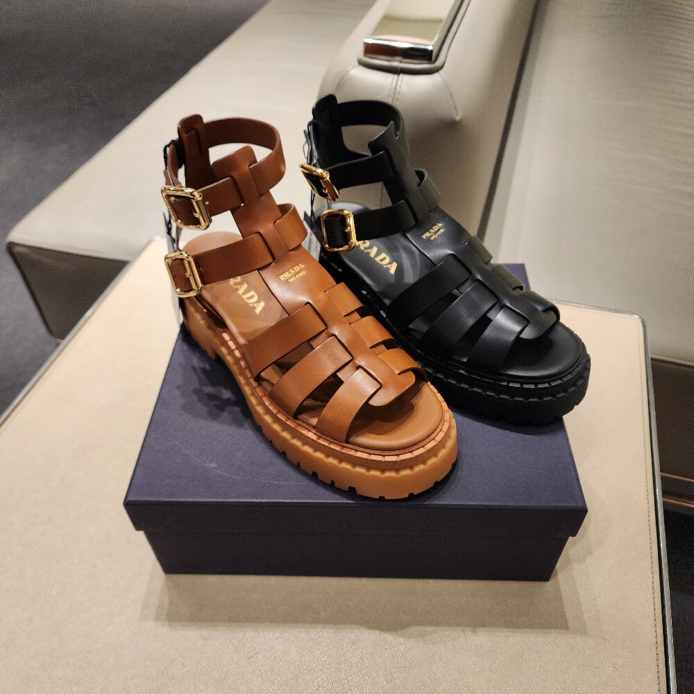 [아울렛] 프라다 글레디에이터 스트랩 여성 샌들 1X924N