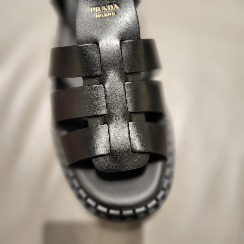[아울렛] 프라다 글레디에이터 스트랩 여성 샌들 1X924N
