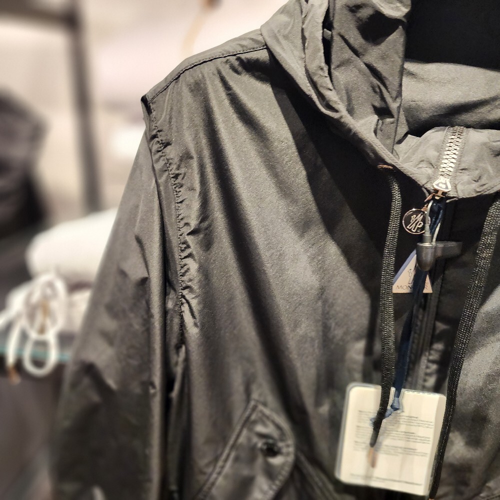 [아울렛] 몽클레르MELIA여성 바람막이 자켓 J10931A00092 597JT