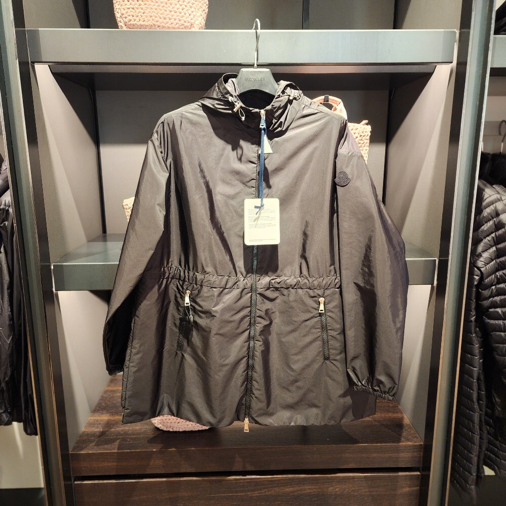 [아울렛] 몽클레르 WETE 여성 바람막이 자켓 I10931A00134 539ZD