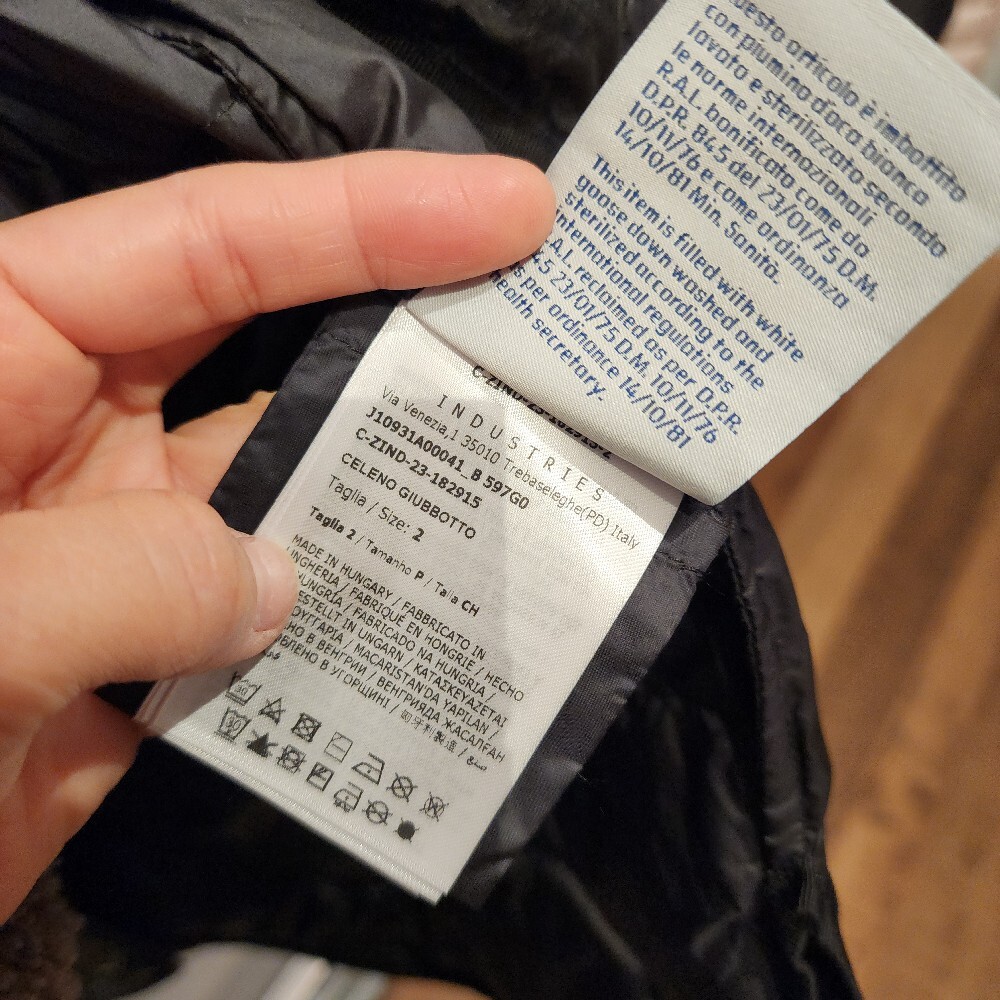 [아울렛] 몽클레르 CELENO 여성 경량 패딩 조끼 바람막이 자켓 J10931A00041 597G0