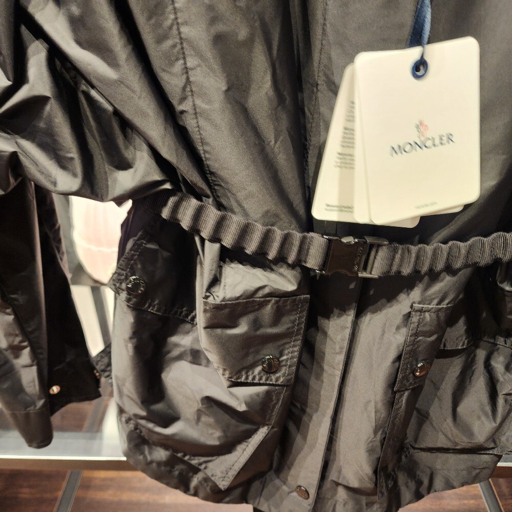 [아울렛] 몽클레르 CELENO 여성 경량 패딩 조끼 바람막이 자켓 J10931A00041 597G0