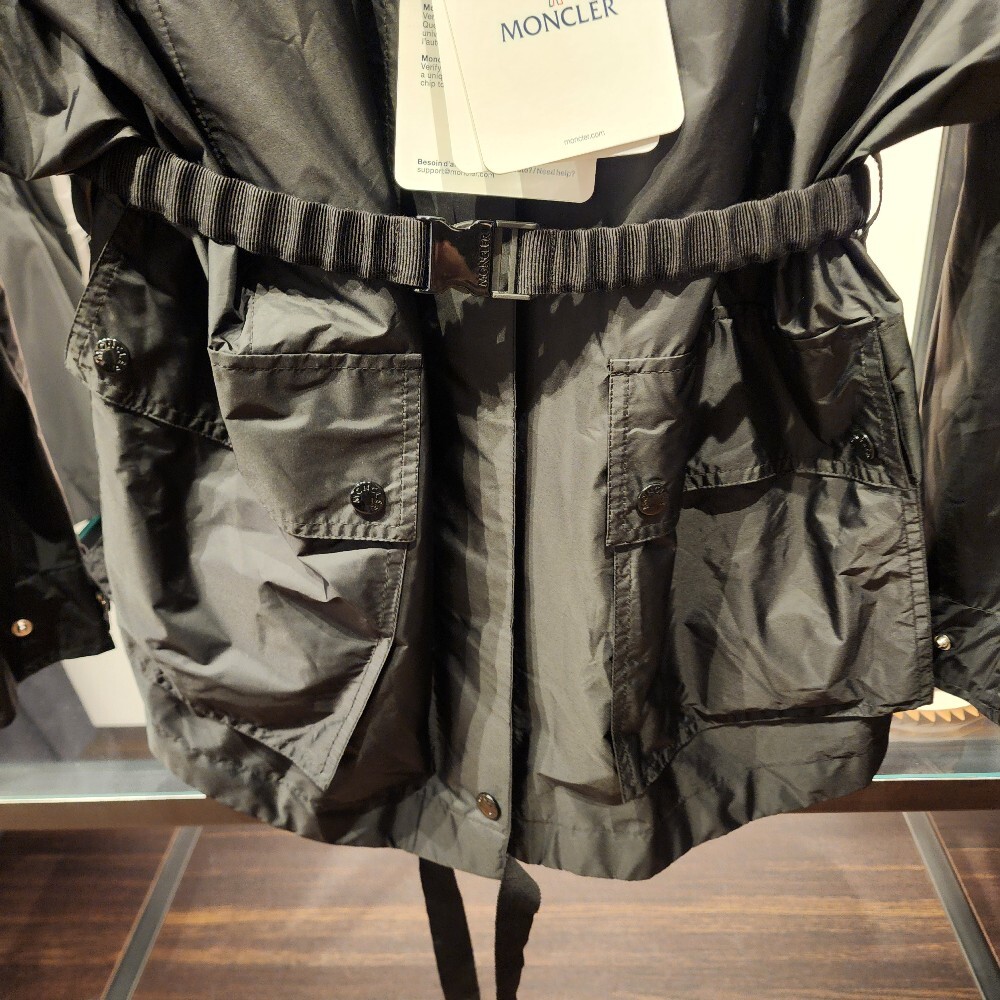 [아울렛] 몽클레르 CELENO 여성 경량 패딩 조끼 바람막이 자켓 J10931A00041 597G0