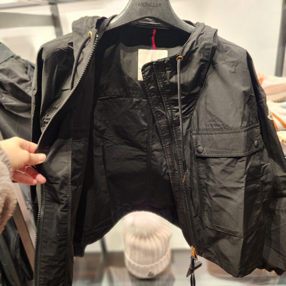 [아울렛] 몽클레르 SAUVAN 여성 바람막이 자켓 K10931A00110 549P3