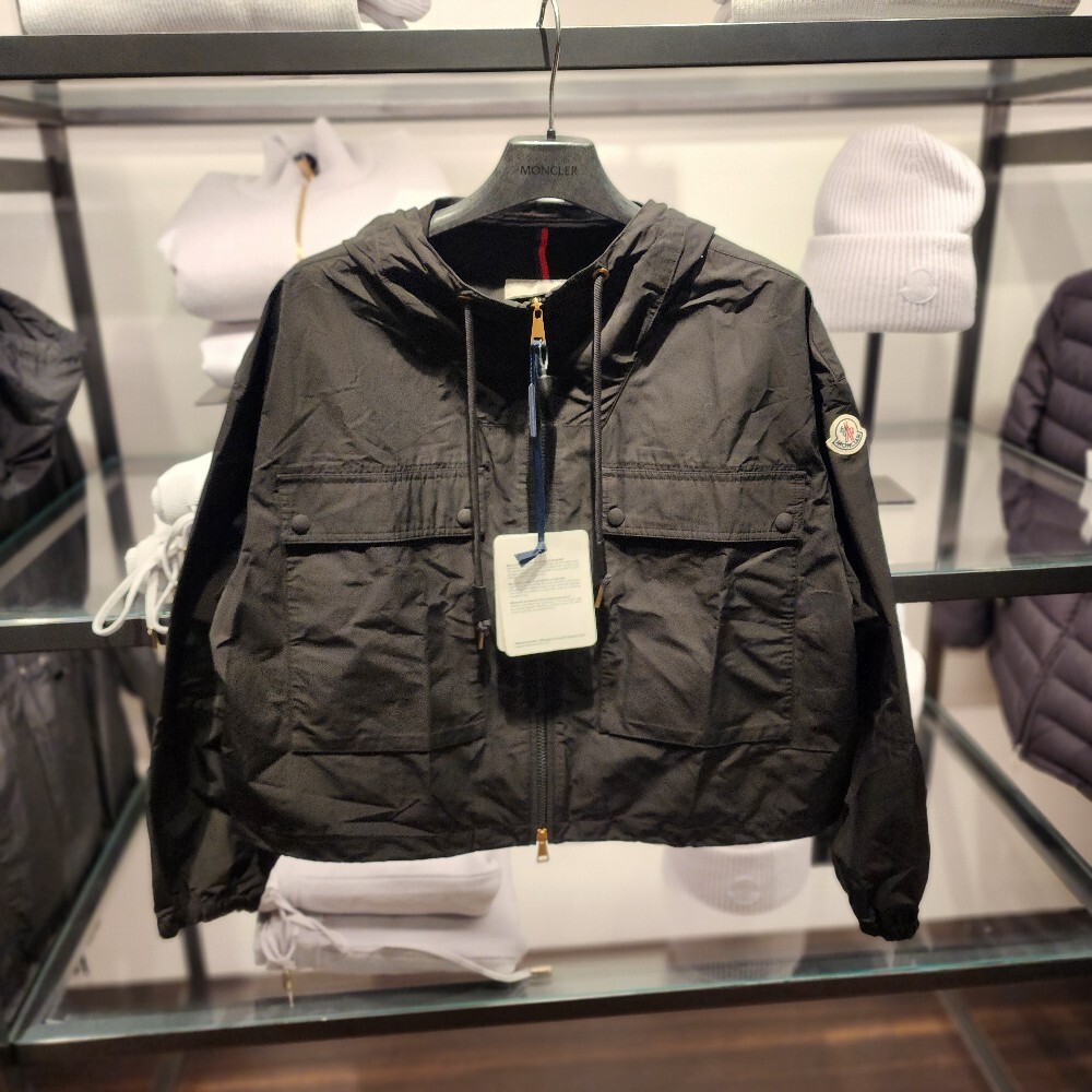 [아울렛] 몽클레르 SAUVAN 여성 바람막이 자켓 K10931A00110 549P3