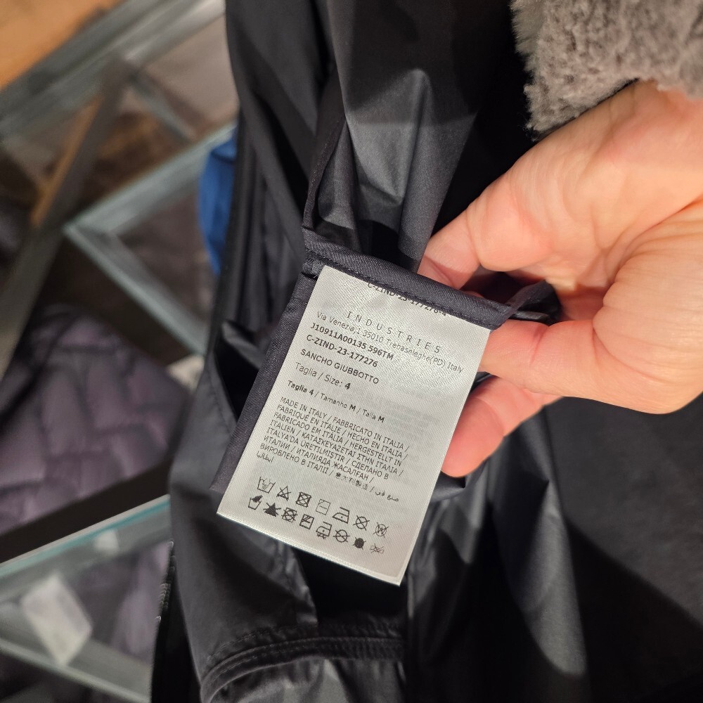 [아울렛] 몽클레르 SANCHO 남성 바람막이 자켓 J10911A00135 596TM