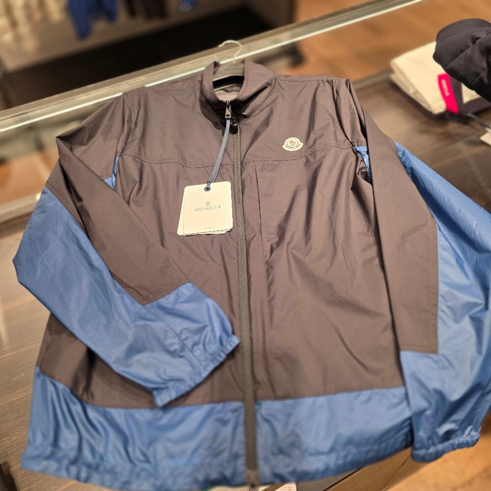 [아울렛] 몽클레르 SANCHO 남성 바람막이 자켓 J10911A00135 596TM