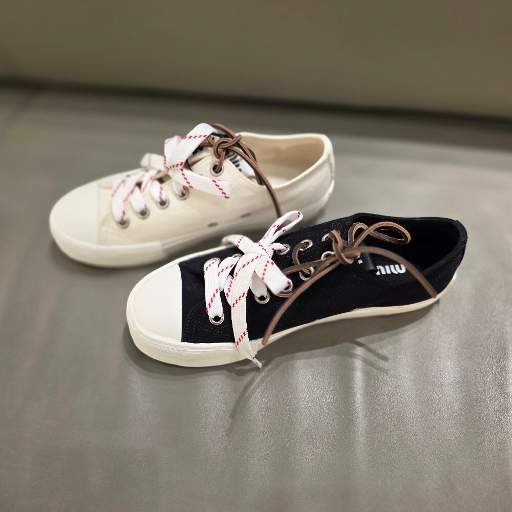 [아울렛] 미우미우 로고 데님 워시 여성 스니커즈 5E384E