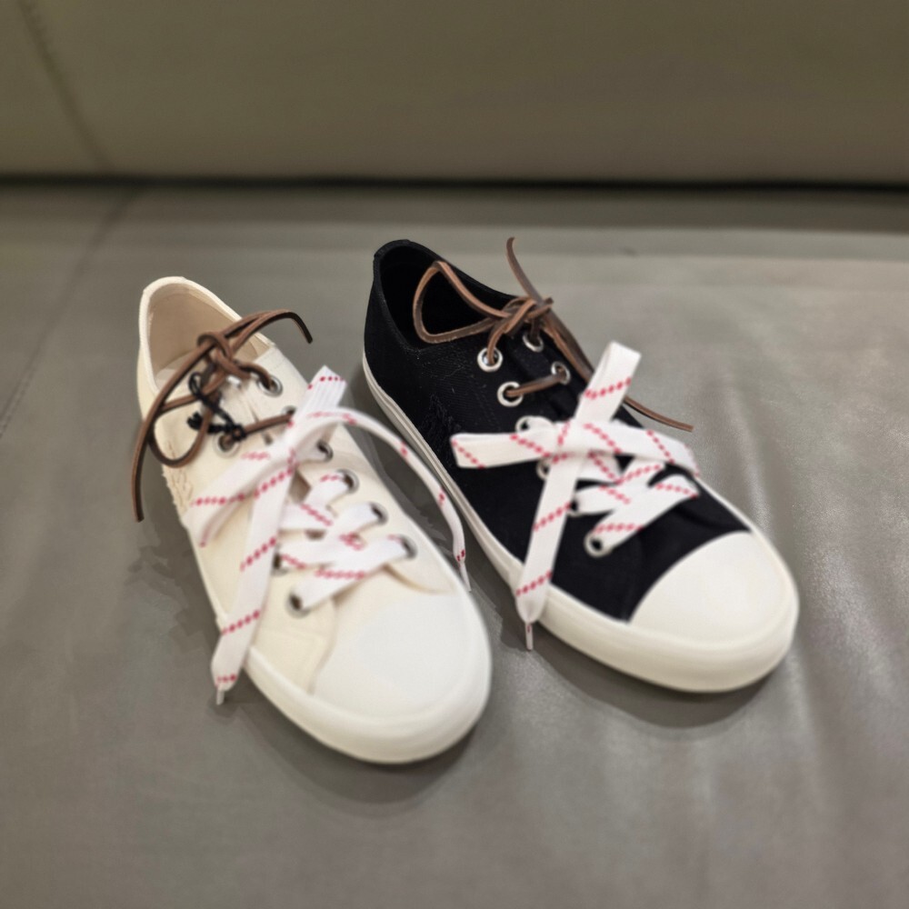 [아울렛] 미우미우 로고 데님 워시 여성 스니커즈 5E384E