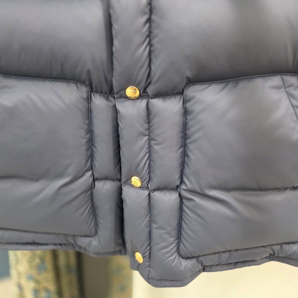 [아울렛] 셀린느 트리옹프 나일론 패딩 조끼 2W23B906V.07MR