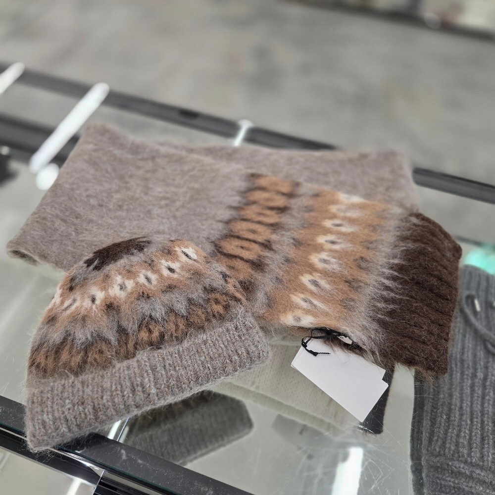 [아울렛] 셀린느 알파카 비니 AA00Q0ZQG.02CV