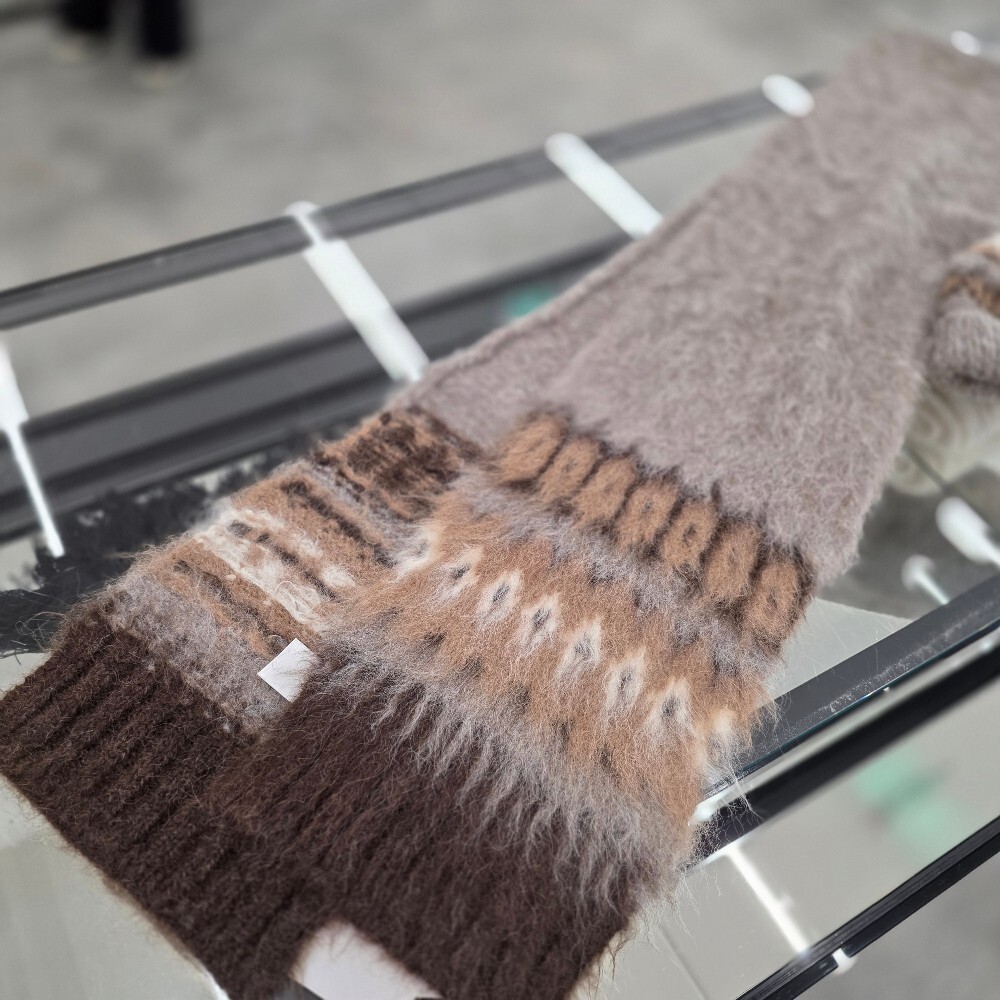 [아울렛] 셀린느 알파카 머플러 AA00R0ZQG.02CV