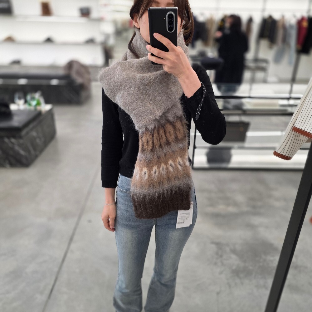 [아울렛] 셀린느 알파카 머플러 AA00R0ZQG.02CV