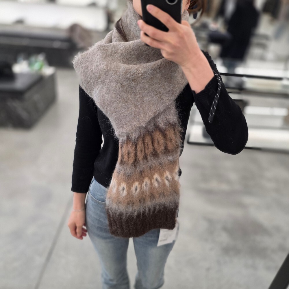 [아울렛] 셀린느 알파카 머플러 AA00R0ZQG.02CV