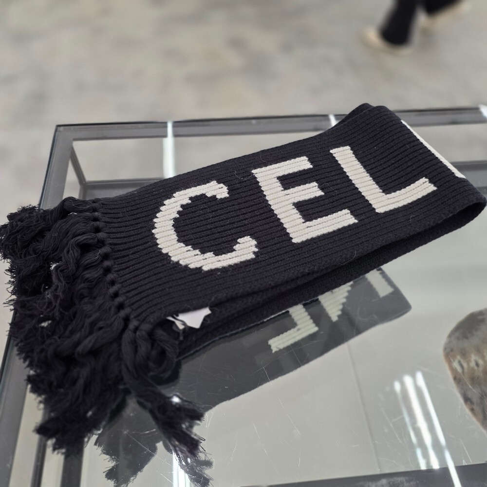 [아울렛] 셀린느 로고울 프린지 롱 머플러 2ADAT346Y.38EC