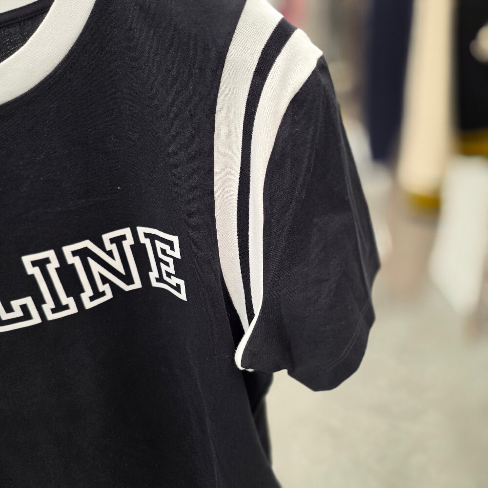 [아울렛] 셀린느 로고 코튼 저지 남성 반팔 티셔츠 RX06T671Q.FZT7