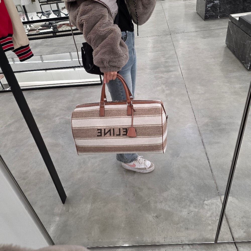 [아울렛] 셀린느 스트라이프 텍스타일 라지 보스톤 여행 가방 191472FRE.02BG