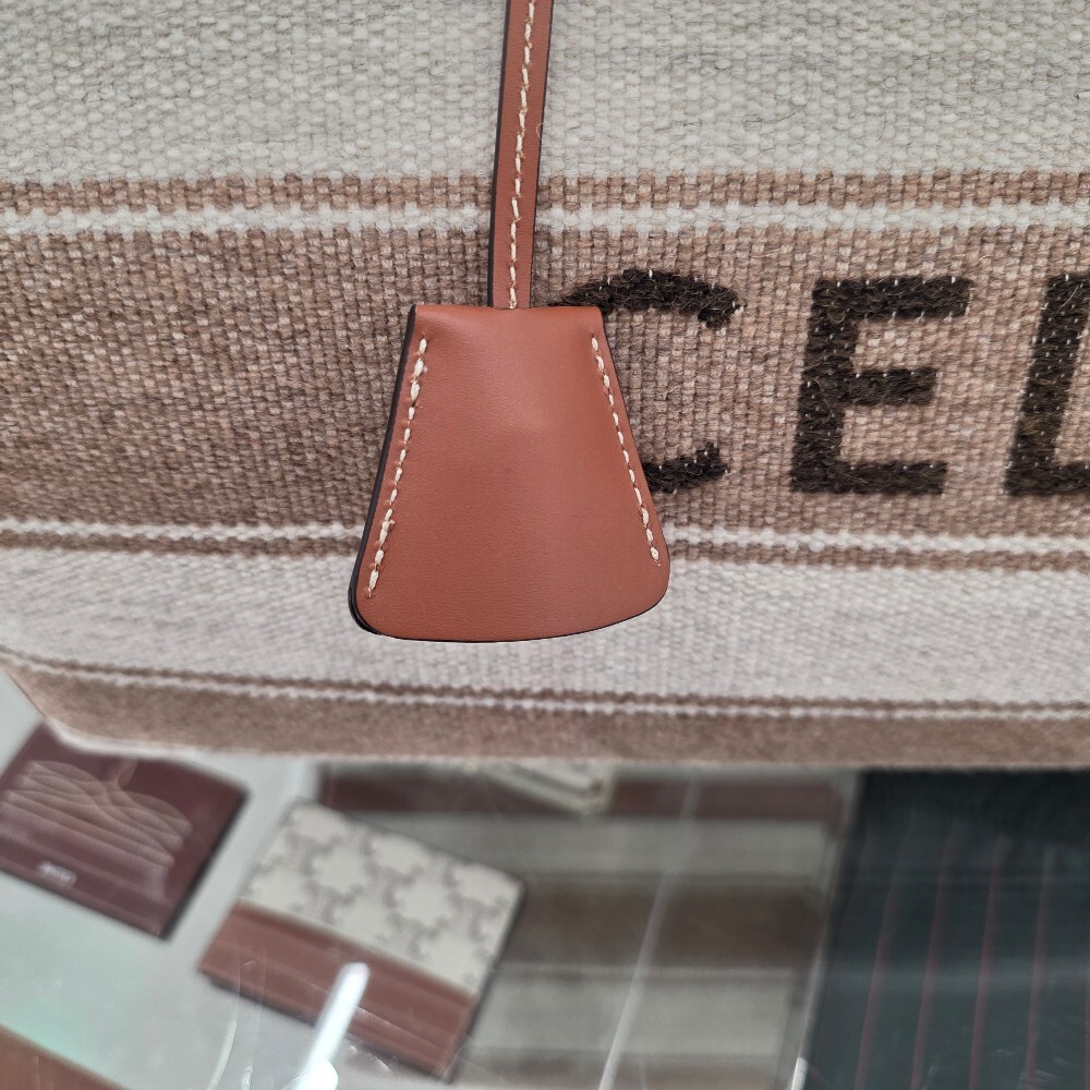 [아울렛] 셀린느 스트라이프 텍스타일 라지 보스톤 여행 가방 191472FRE.02BG