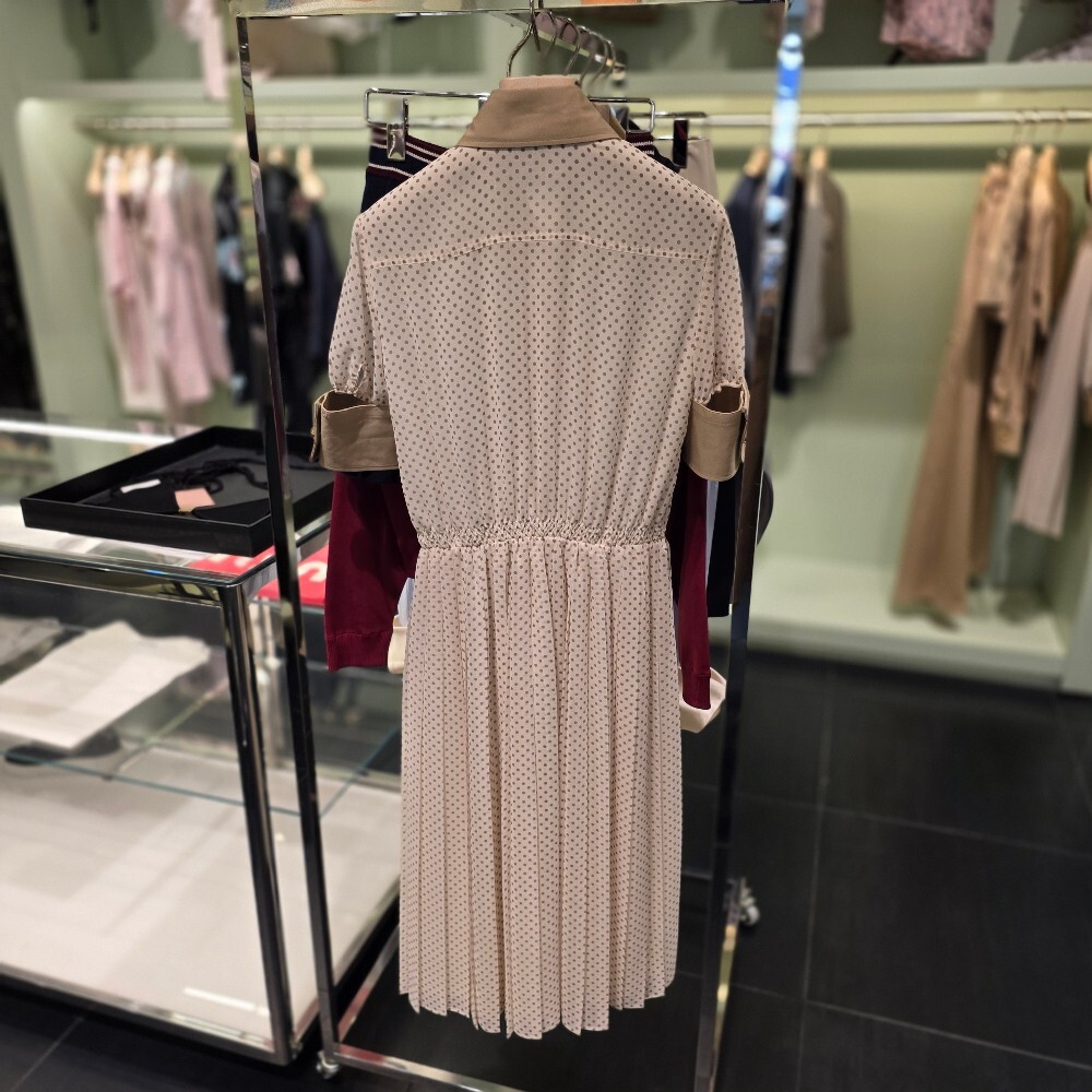 [아울렛] 프라다 폴카 도트 플리츠 미디 원피스 P3L82