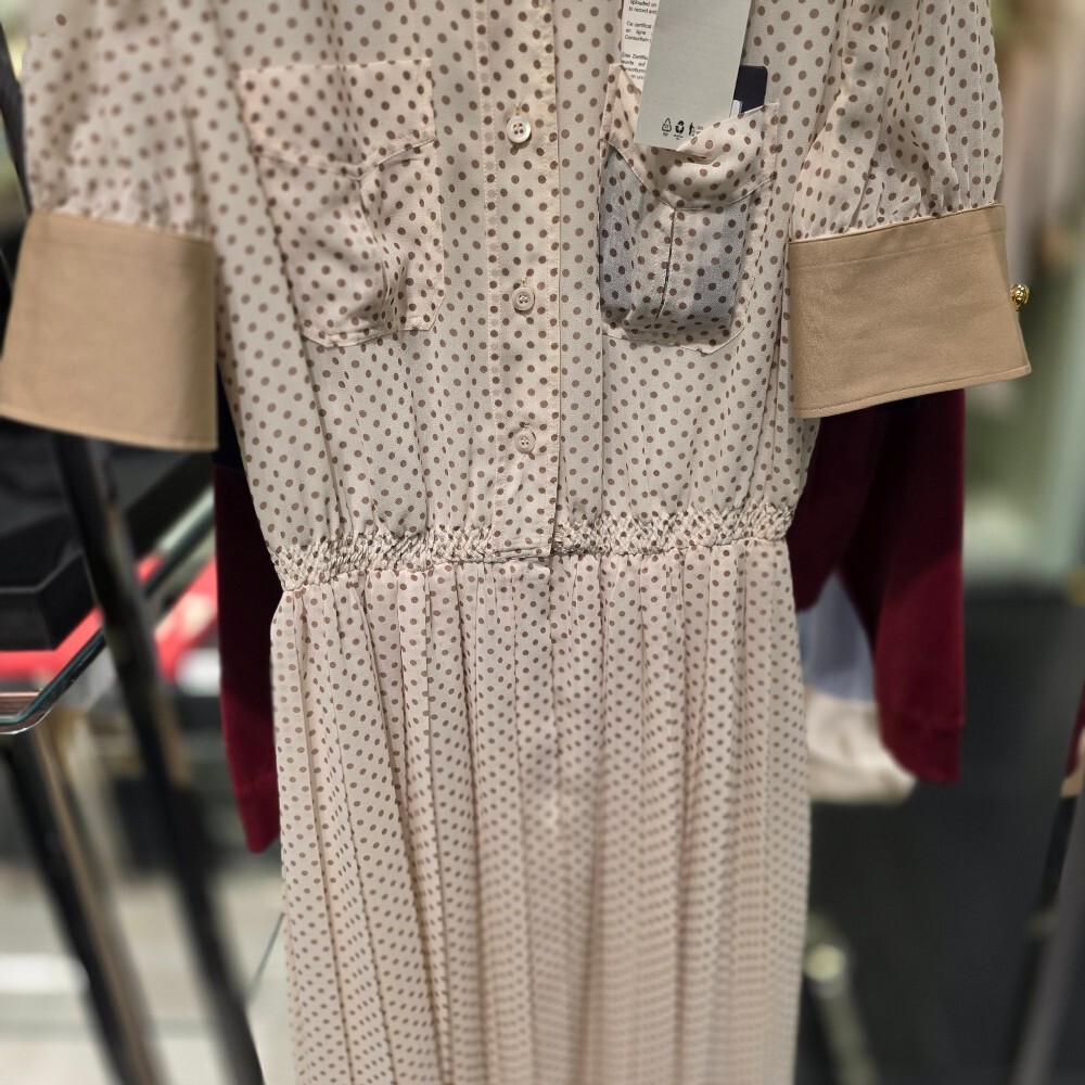 [아울렛] 프라다 폴카 도트 플리츠 미디 원피스 P3L82