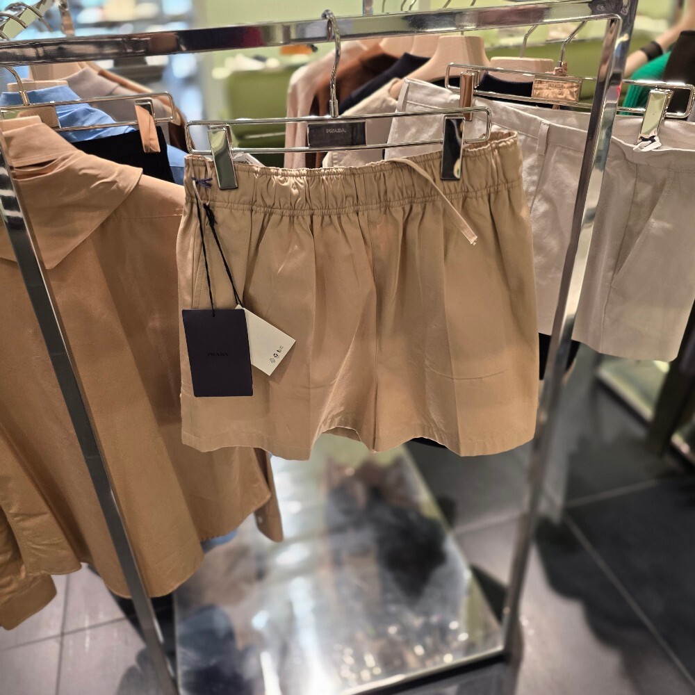 [아울렛] 프라다 코튼 여성 반바지 P289HC