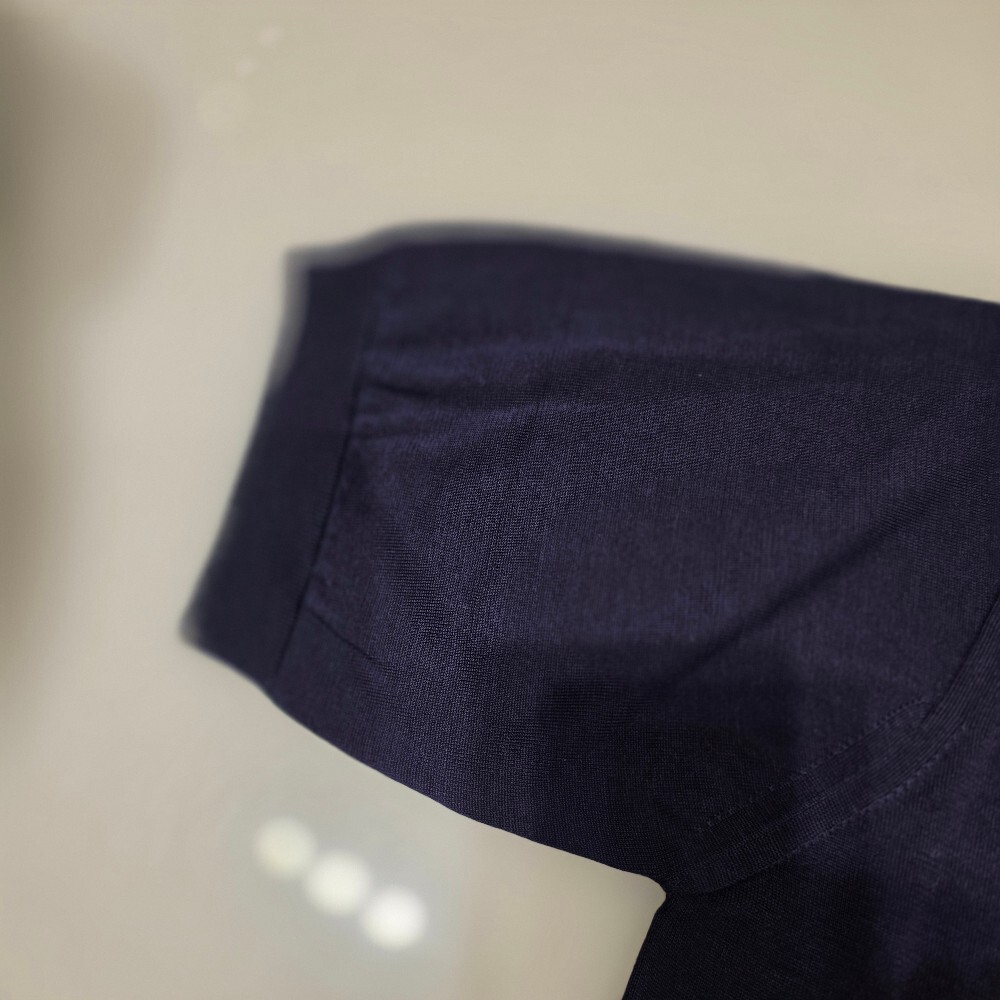 [아울렛] 프라다 파인 코튼 남성 폴로 티셔츠 UMB781