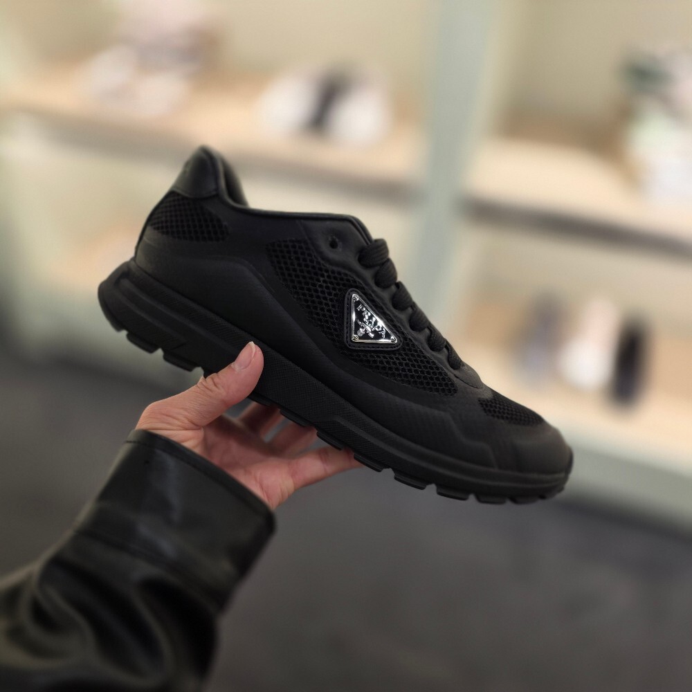 [아울렛] 프라다 프랙스 2.0 여성 스니커즈 1E920N