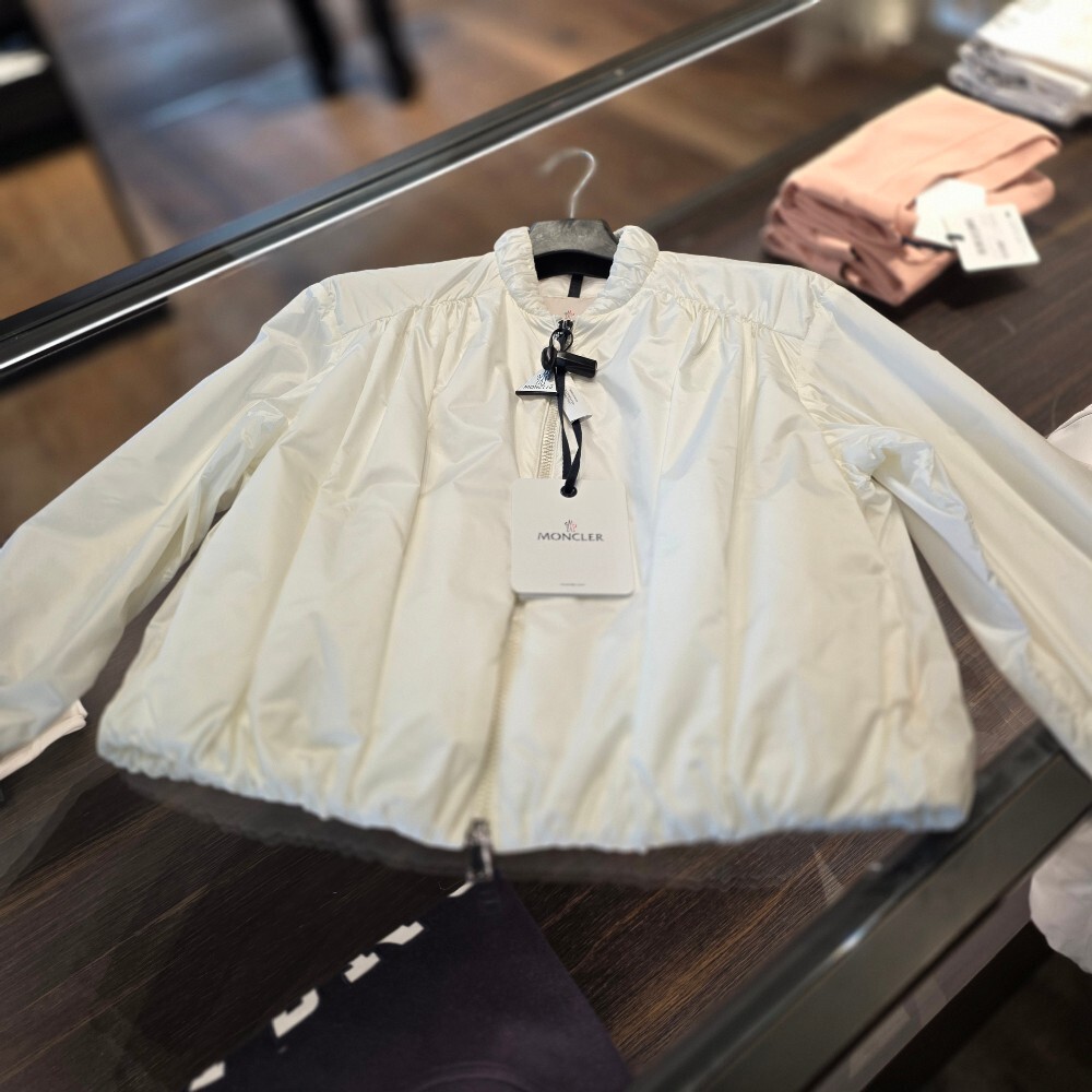 [아울렛] 몽클레르 CHAZERON 여성 바람막이 자켓 K1093 1A00124 597YF 034