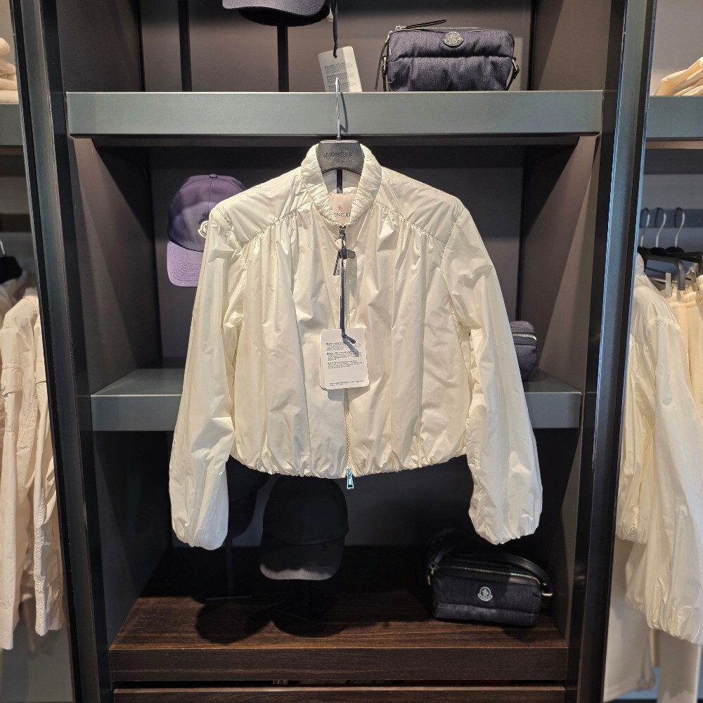 [아울렛] 몽클레르 CHAZERON 여성 바람막이 자켓 K1093 1A00124 597YF 034