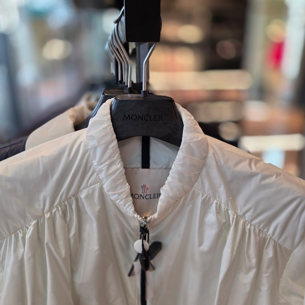 [아울렛] 몽클레르 CHAZERON 여성 바람막이 자켓 K1093 1A00124 597YF 034