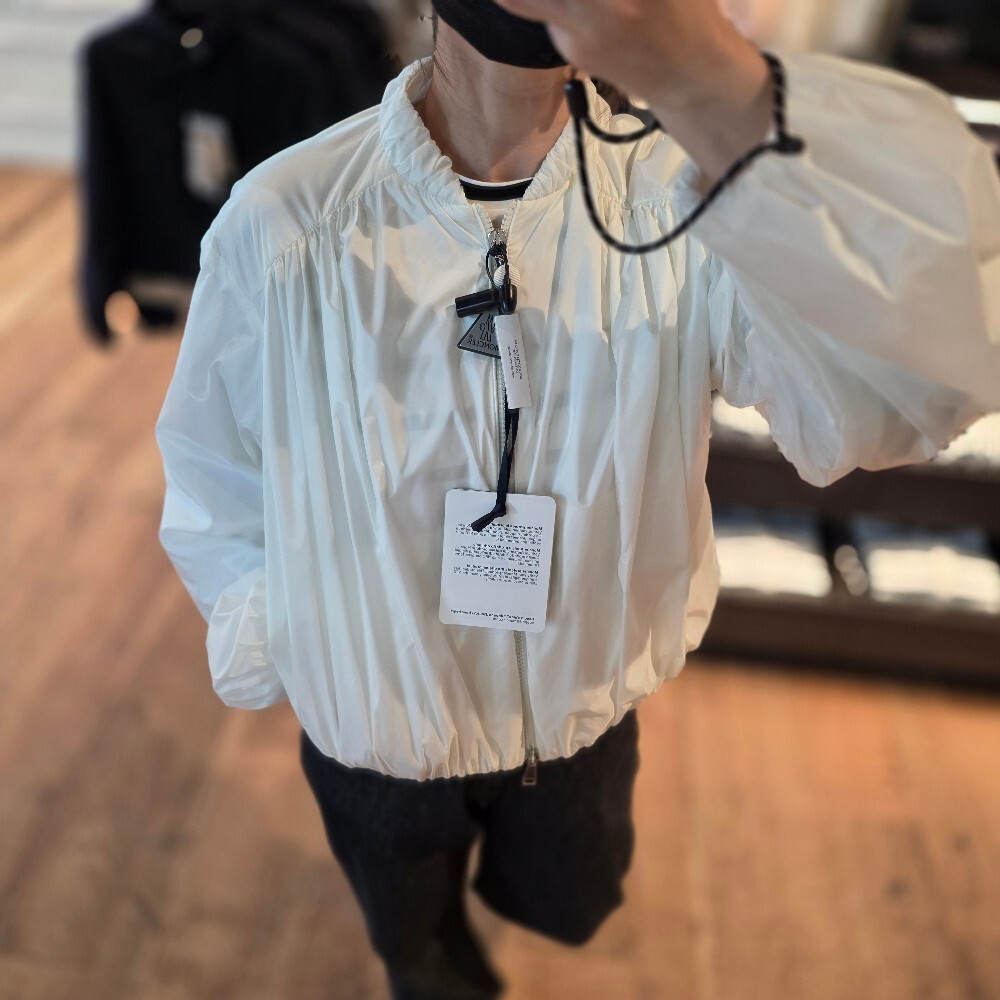 [아울렛] 몽클레르 CHAZERON 여성 바람막이 자켓 K1093 1A00124 597YF 034