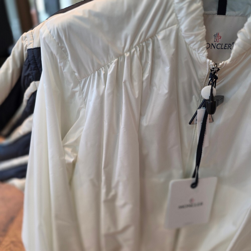 [아울렛] 몽클레르 CHAZERON 여성 바람막이 자켓 K1093 1A00124 597YF 034