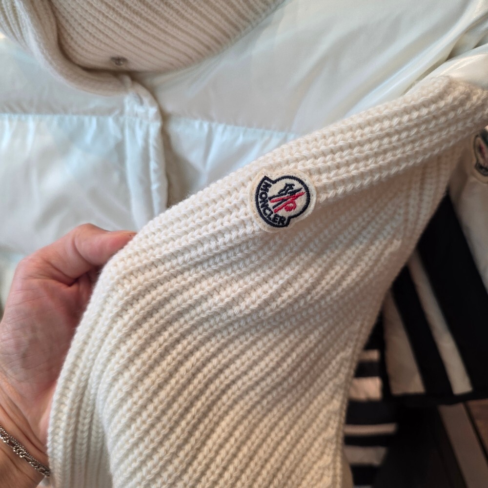 [아울렛] 몽클레르 경량 패딩 가디건 자켓 K1093 9B00017 M1241