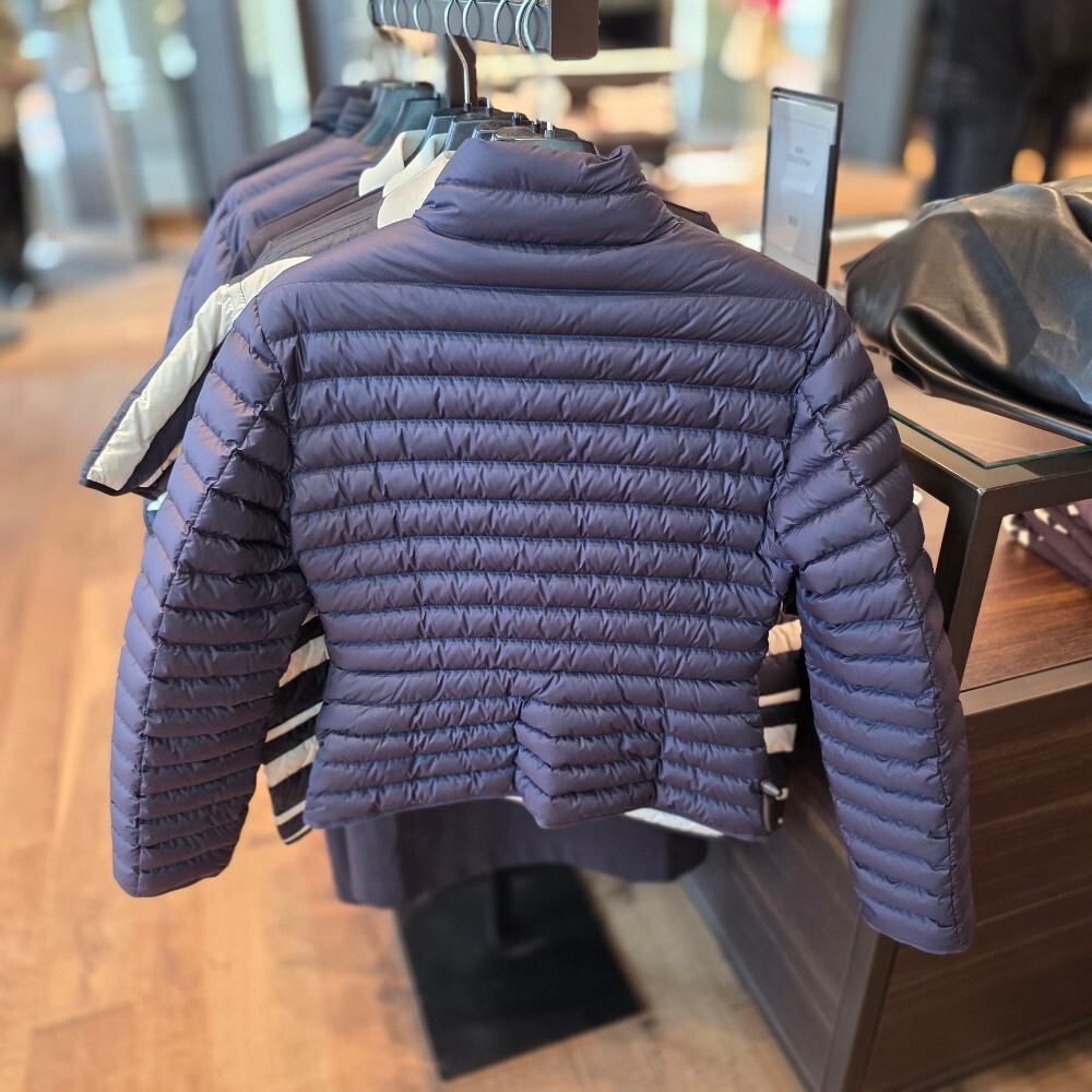 [아울렛] 몽클레르 VARAX 여성 경량 패딩 자켓 K1093 1A00060 596ZR