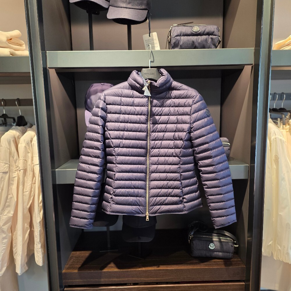[아울렛] 몽클레르 VARAX 여성 경량 패딩 자켓 K1093 1A00060 596ZR