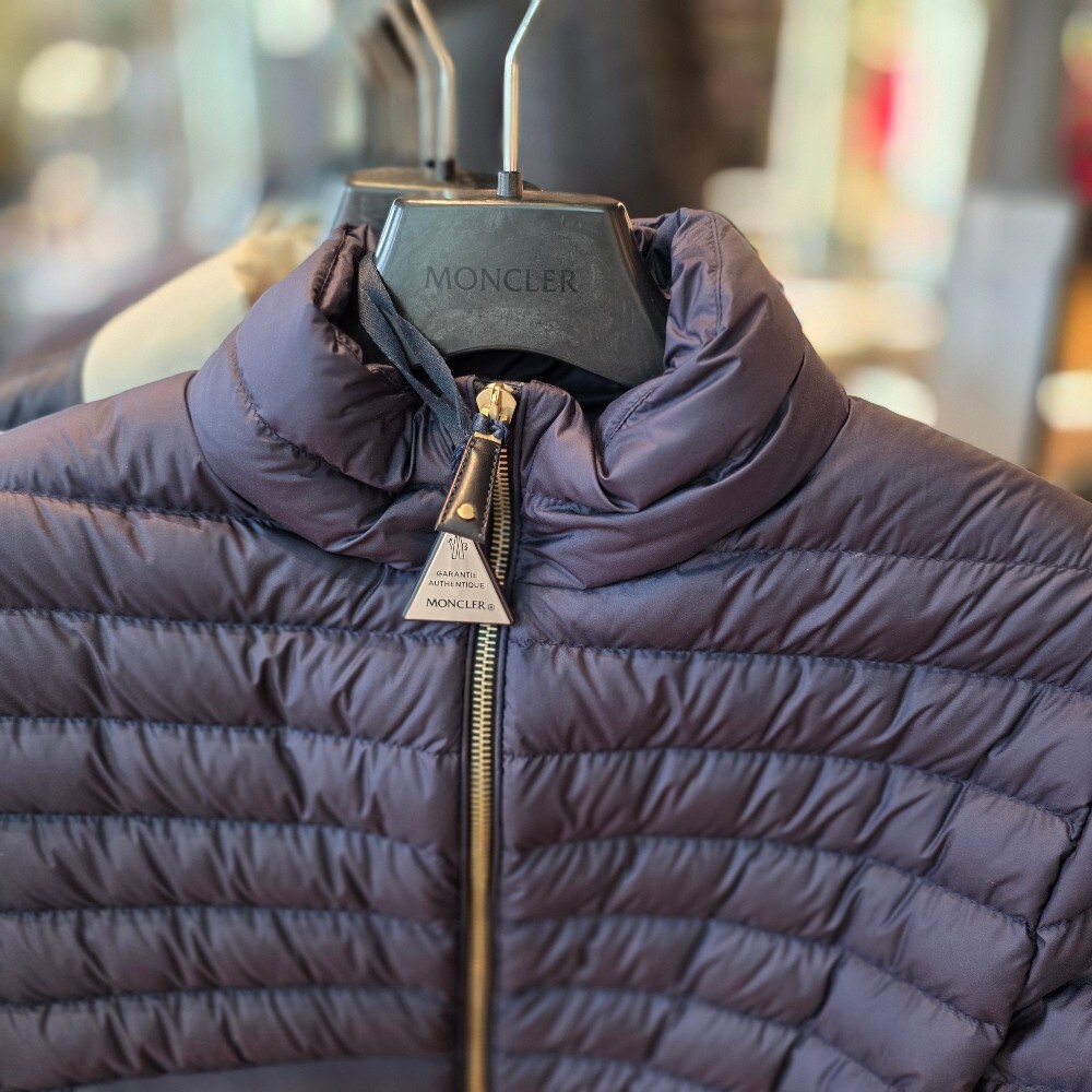 [아울렛] 몽클레르 VARAX 여성 경량 패딩 자켓 K1093 1A00060 596ZR