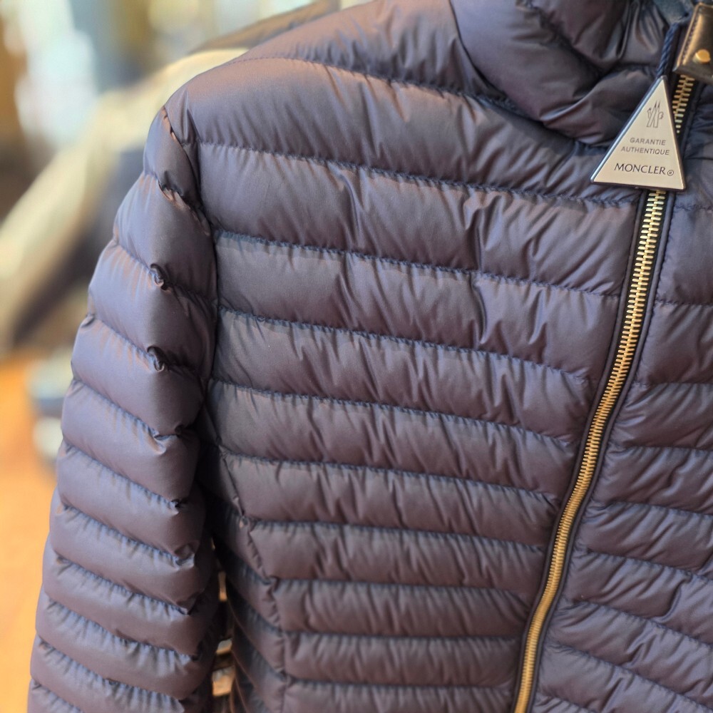 [아울렛] 몽클레르 VARAX 여성 경량 패딩 자켓 K1093 1A00060 596ZR