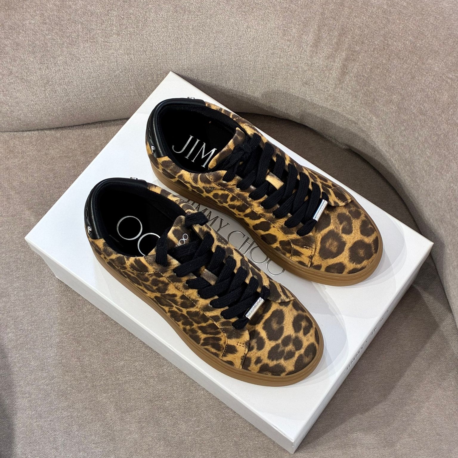 [아울렛] 지미추 ROME 레오파드 여성 스니커즈