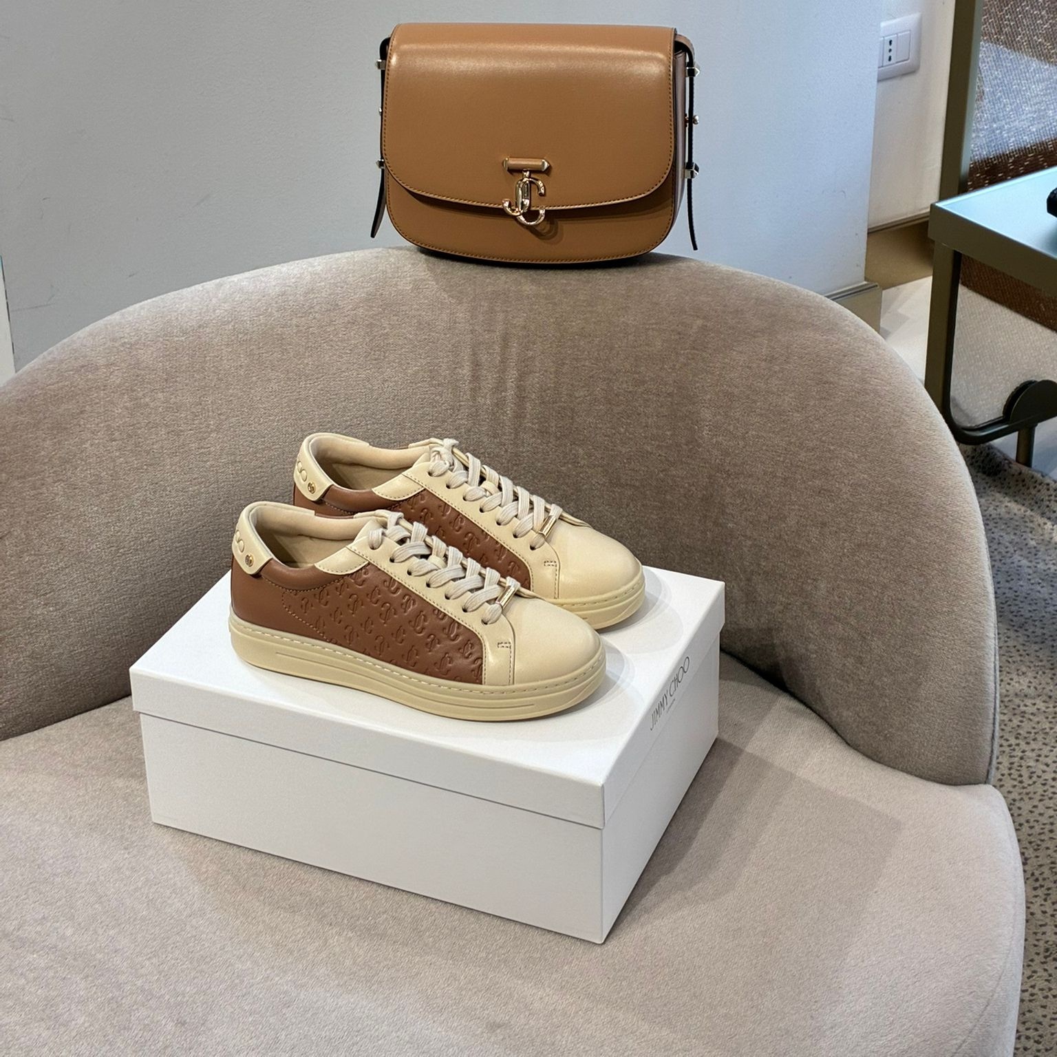 [아울렛] 지미추 ROME 모노그램 여성 스니커즈