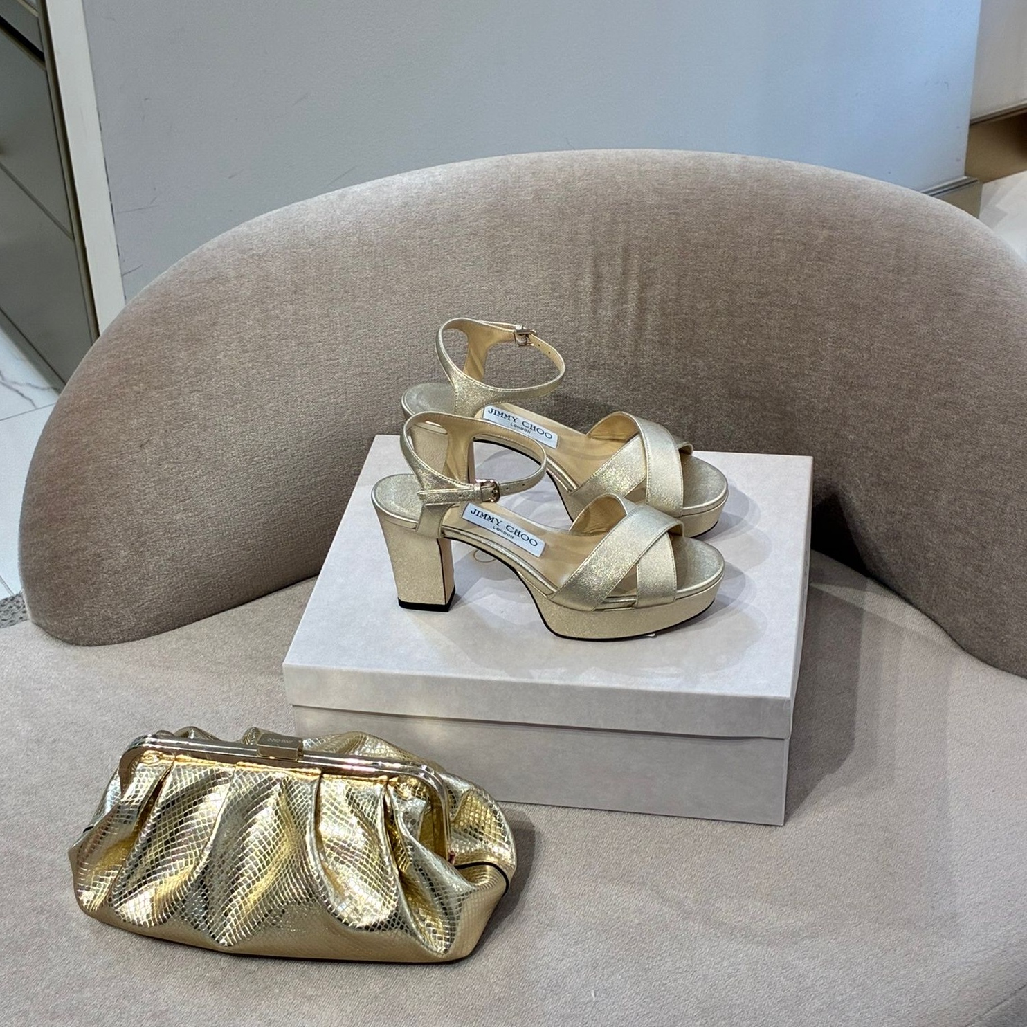 [아울렛] 지미추PARKE여성스트랩샌들