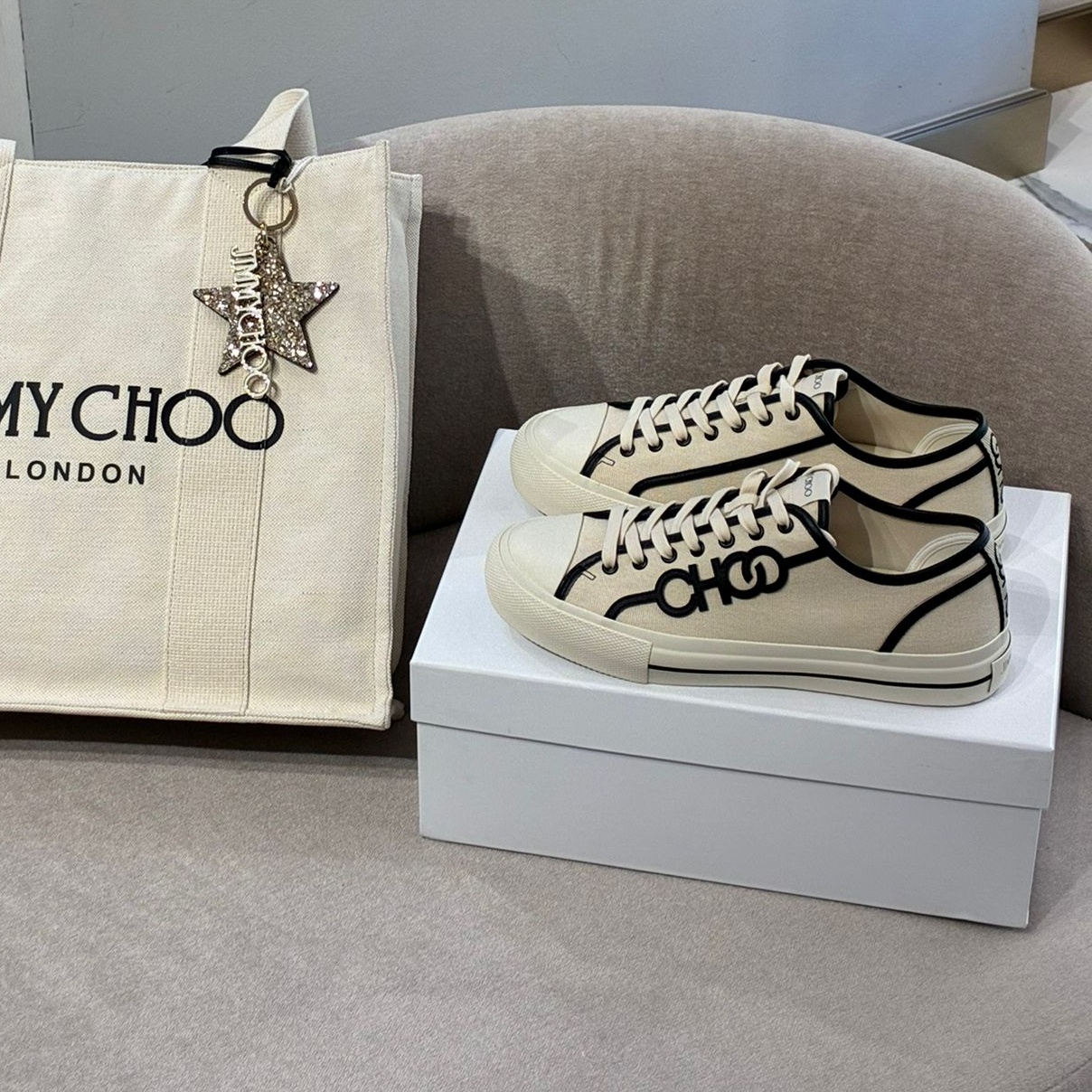 [아울렛] 지미추 FENIX 여성 캔버스 스니커즈