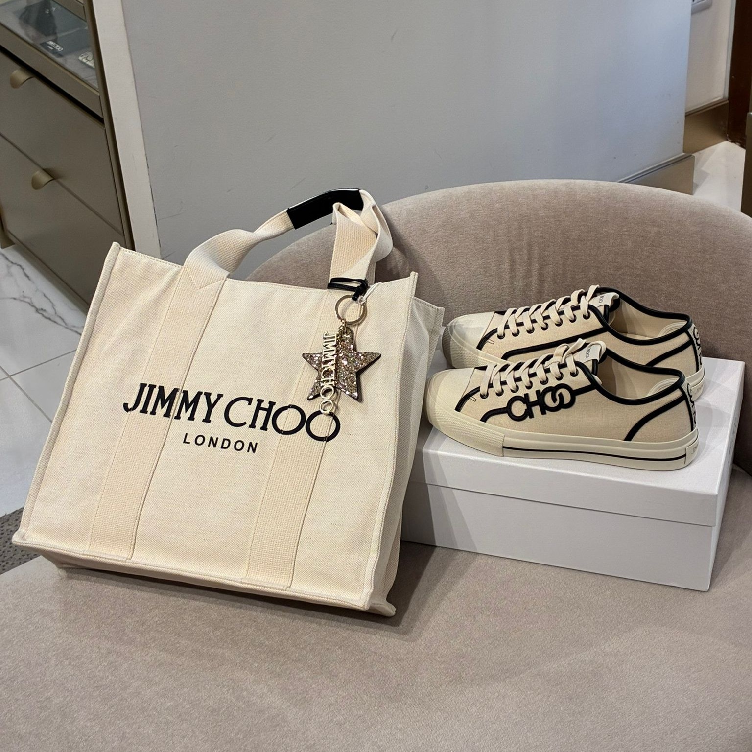 [아울렛] 지미추 FENIX 여성 캔버스 스니커즈