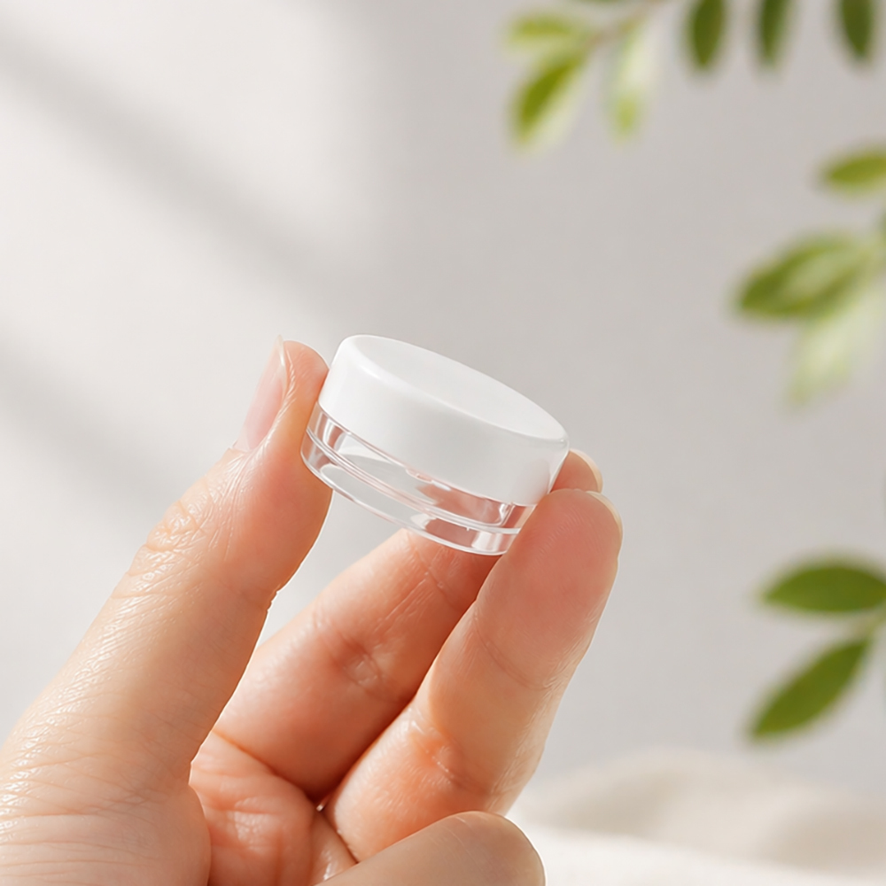 블랙캡용기 비비크림용기 크림보관용기 플라스틱크림용기 투명크림용기 보통크기화장품용기 미니용기 색상크림용기 패션용기 비상용크림용기 화이트크림보관함 투명 2g 화장품공병 크림용기
