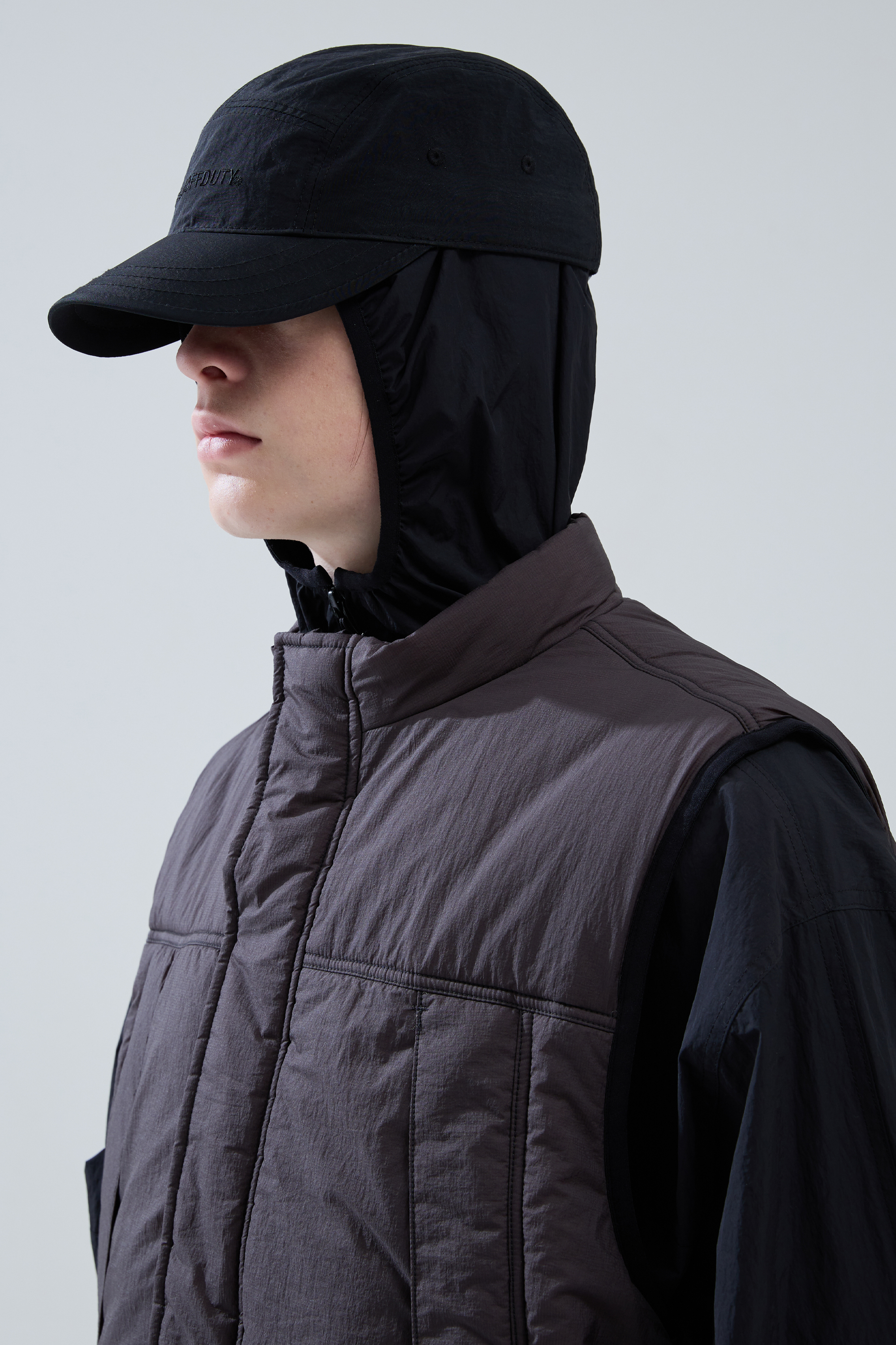 HIKER WIND PROOF AIRY VEST Ver.2 (DARK GREY) - HAVEOFFDUTY® 해브 