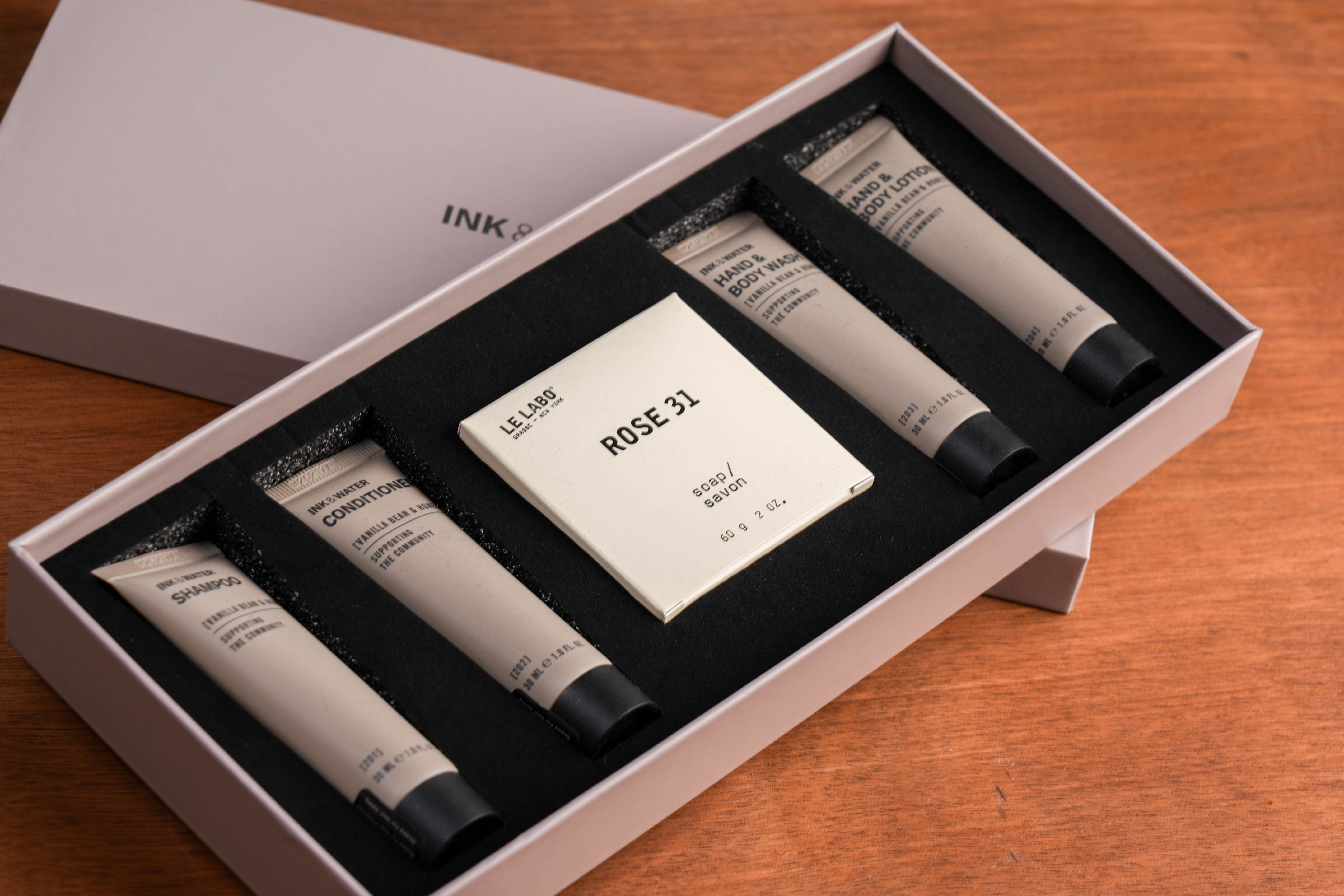 잉크앤위터 프리미엄 여행용 어미니티 5종세트(40ml) 