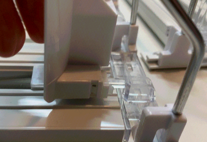 8710765080_016.gif