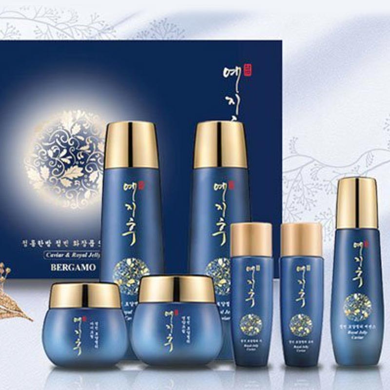 국산 여성 스킨케어 기초화장품 5종세트 에센스 아이크림 피부진정 영양 탄력 보습