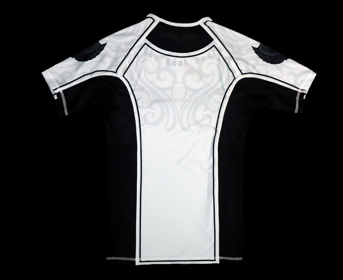 불테리어 래쉬가드 뉴 트라이벌 숏슬리브 - 화이트