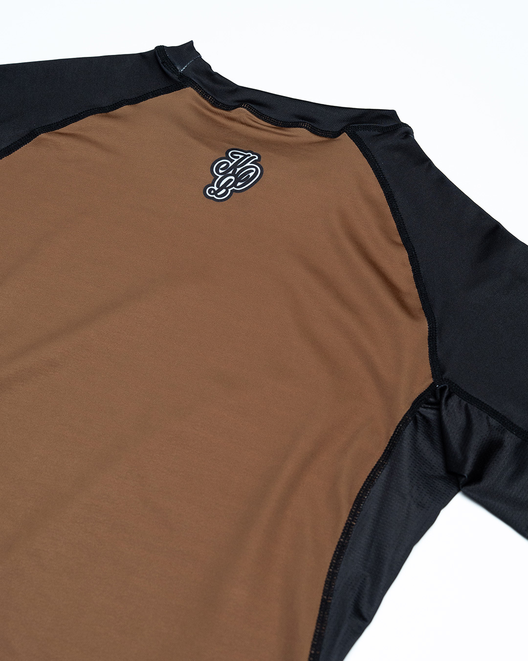 니온밸리 래쉬가드 숏슬리브 - 랭크 / 브라운