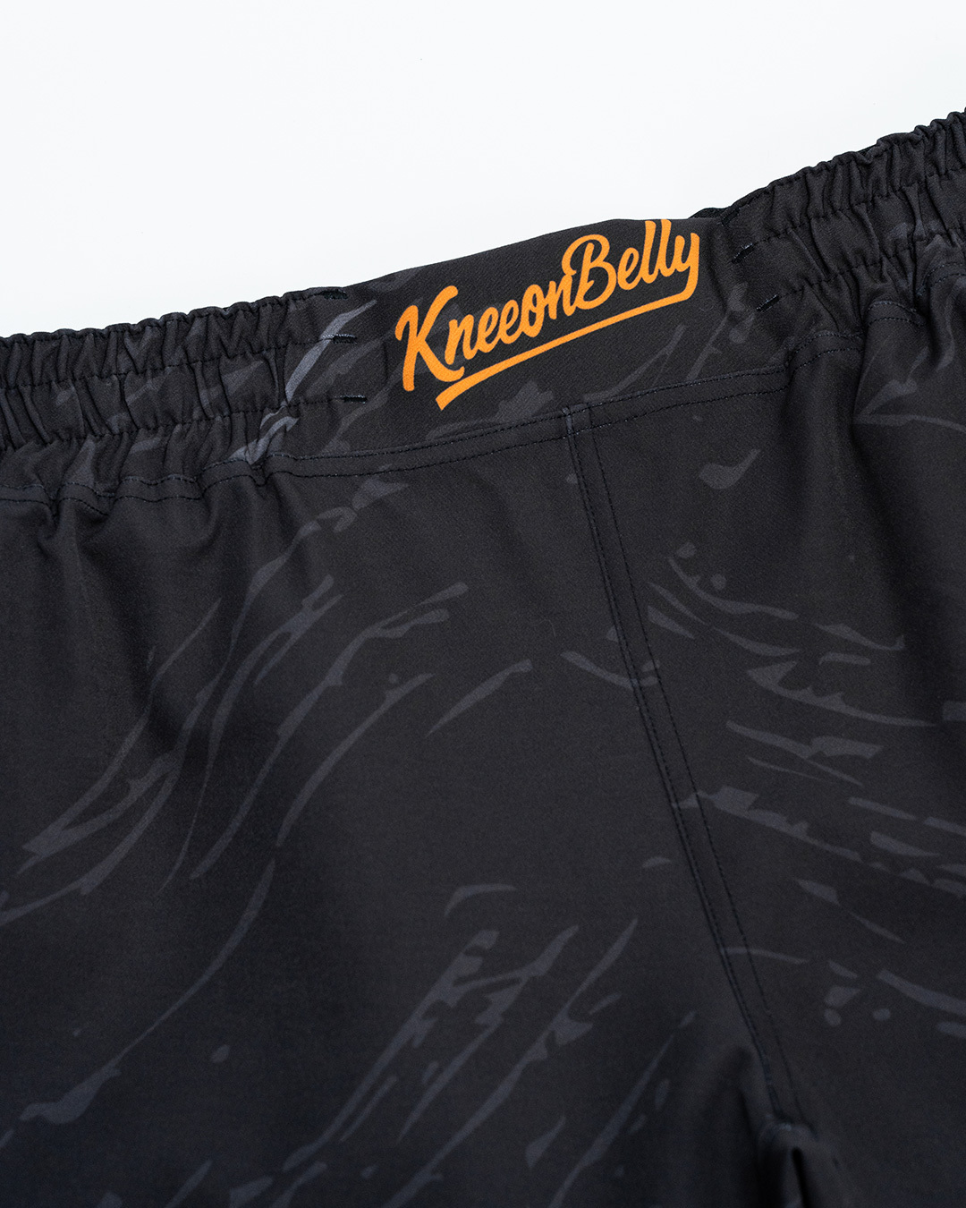 니온밸리 쇼츠 - 락 스크래치